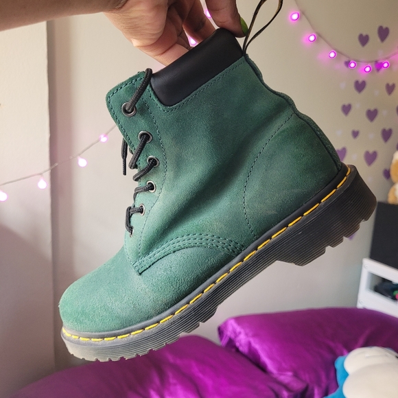 [SOLD] Dr. Martens 939 | Green Suede - Picture 4 of 16